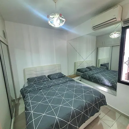 Kuecuek Kaymakli Suna Апартаменты Никосия